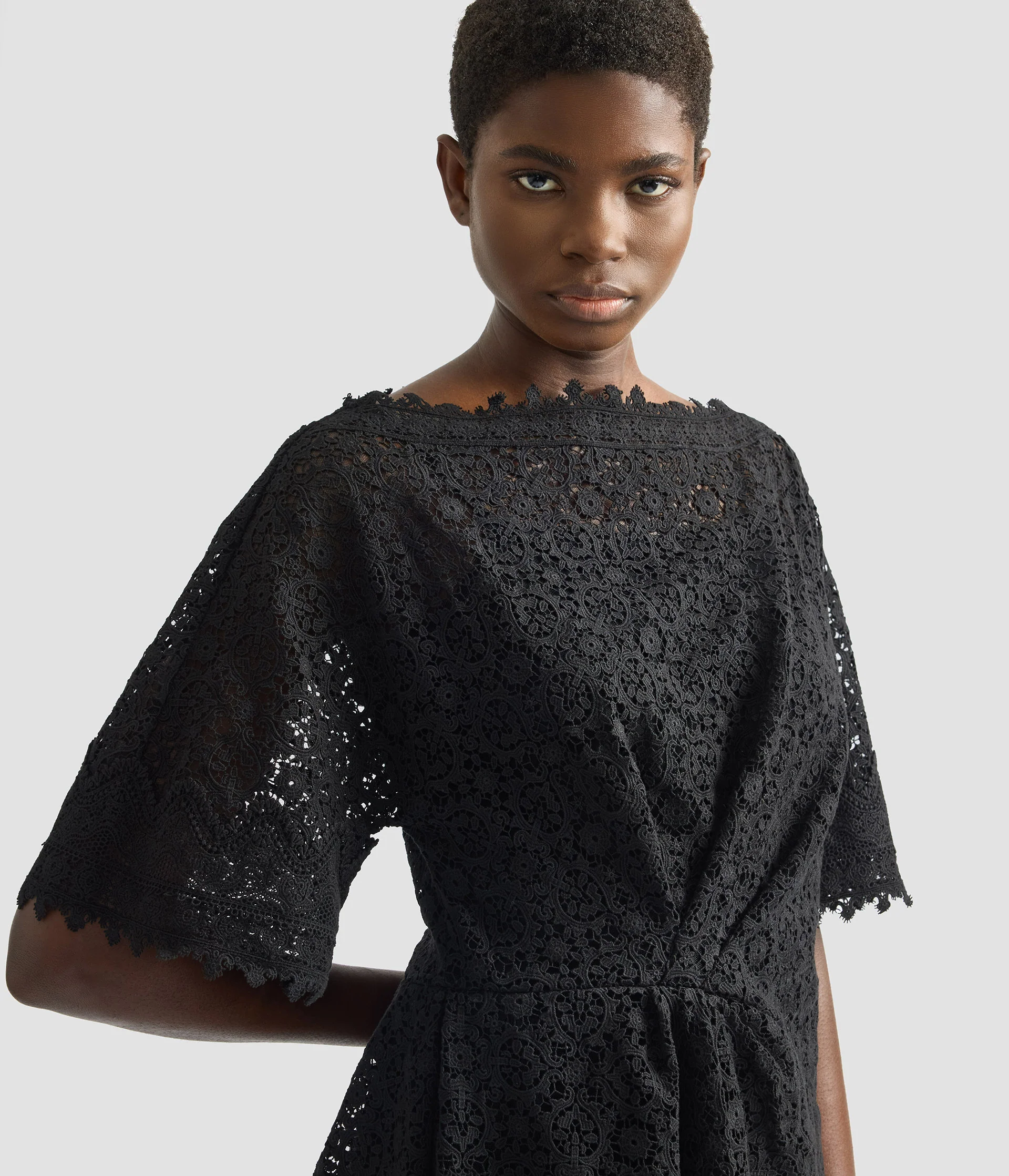 Guipure Lace Short Sleeve Blouse - Image 5